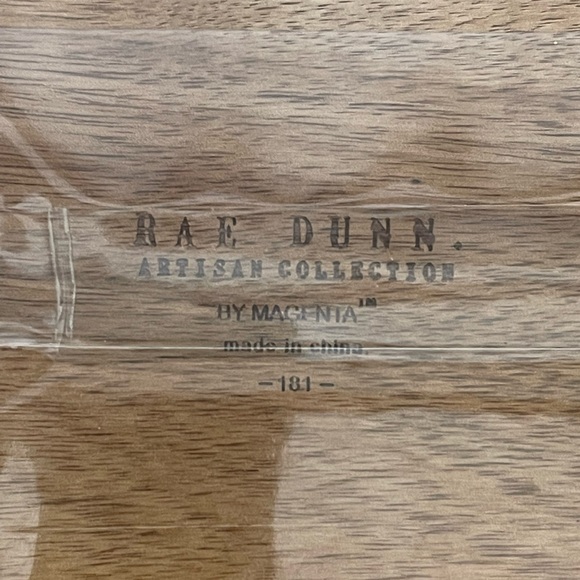 New in Box - Rae Dunn “GIVE, THANKS, LOVE” 4pc Tasting Bowl Set w/Wooden Tray - Picture 6 of 9